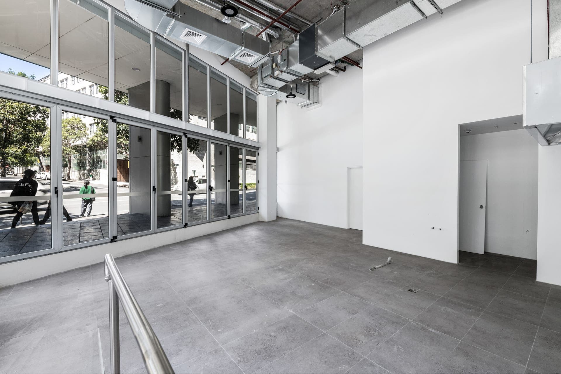 https cre.domainstatic-2